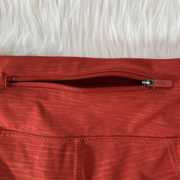 Lululemon Pace Rival Crop 22" Stride Emboss Cayenne Red Orange, Size 8 - Picture 12 of 15